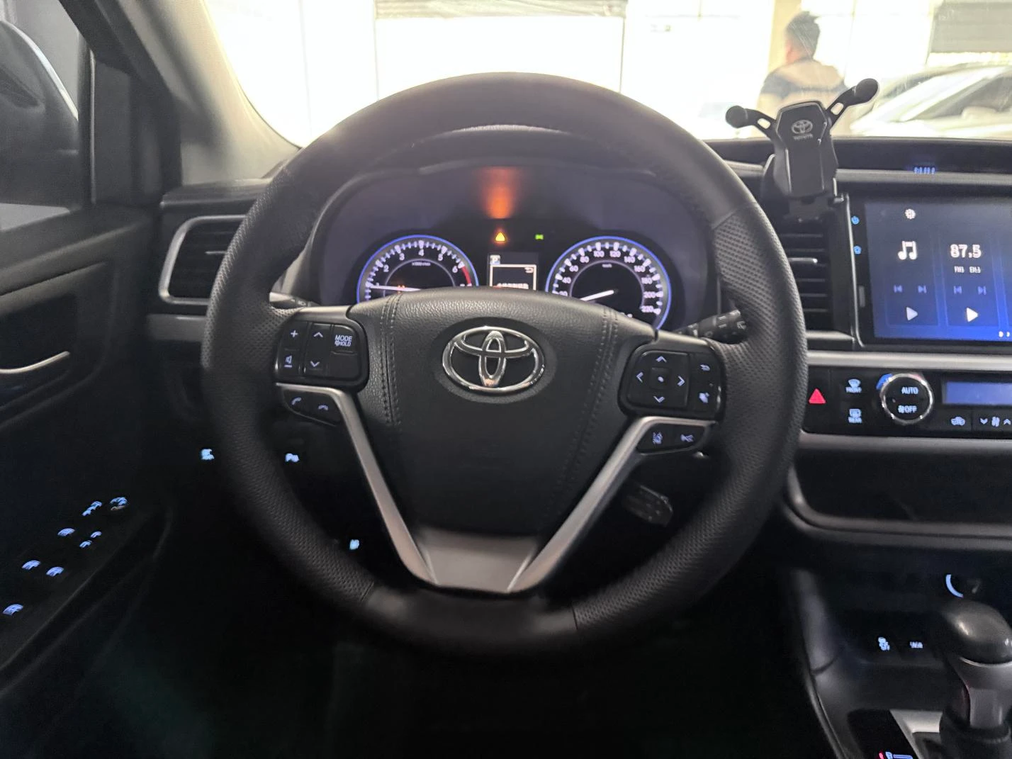 Toyota Highlander, 2021 — фото 14