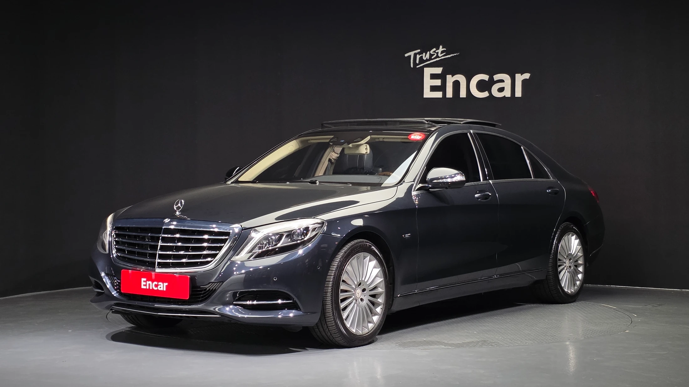 Mercedes-Benz S-Class W222