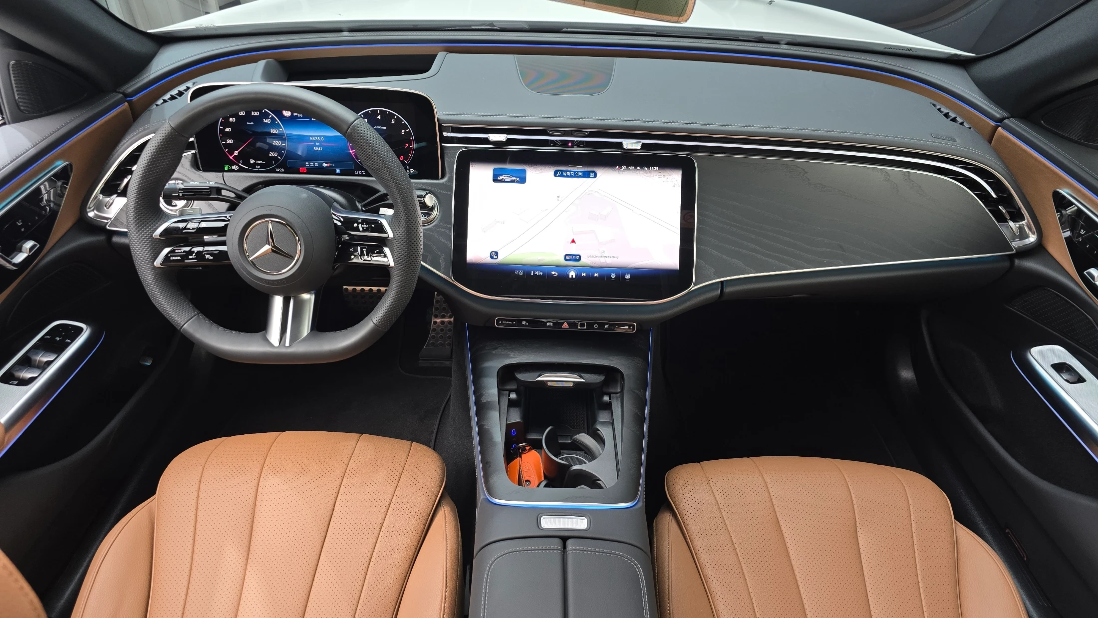 Mercedes-Benz E-Class W214, 2025 — фото 7