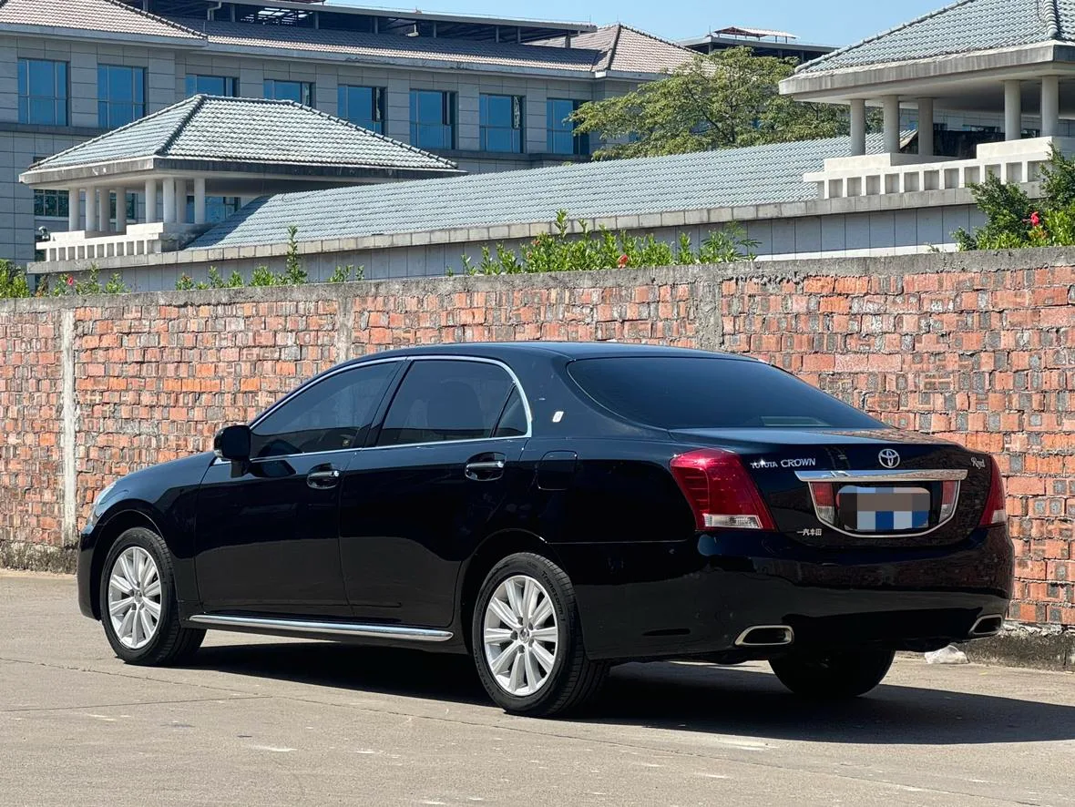 Toyota crown, 2010 — фото 4