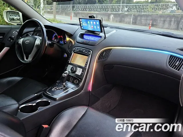 Hyundai Genesis Coupe, 2010 — фото 10