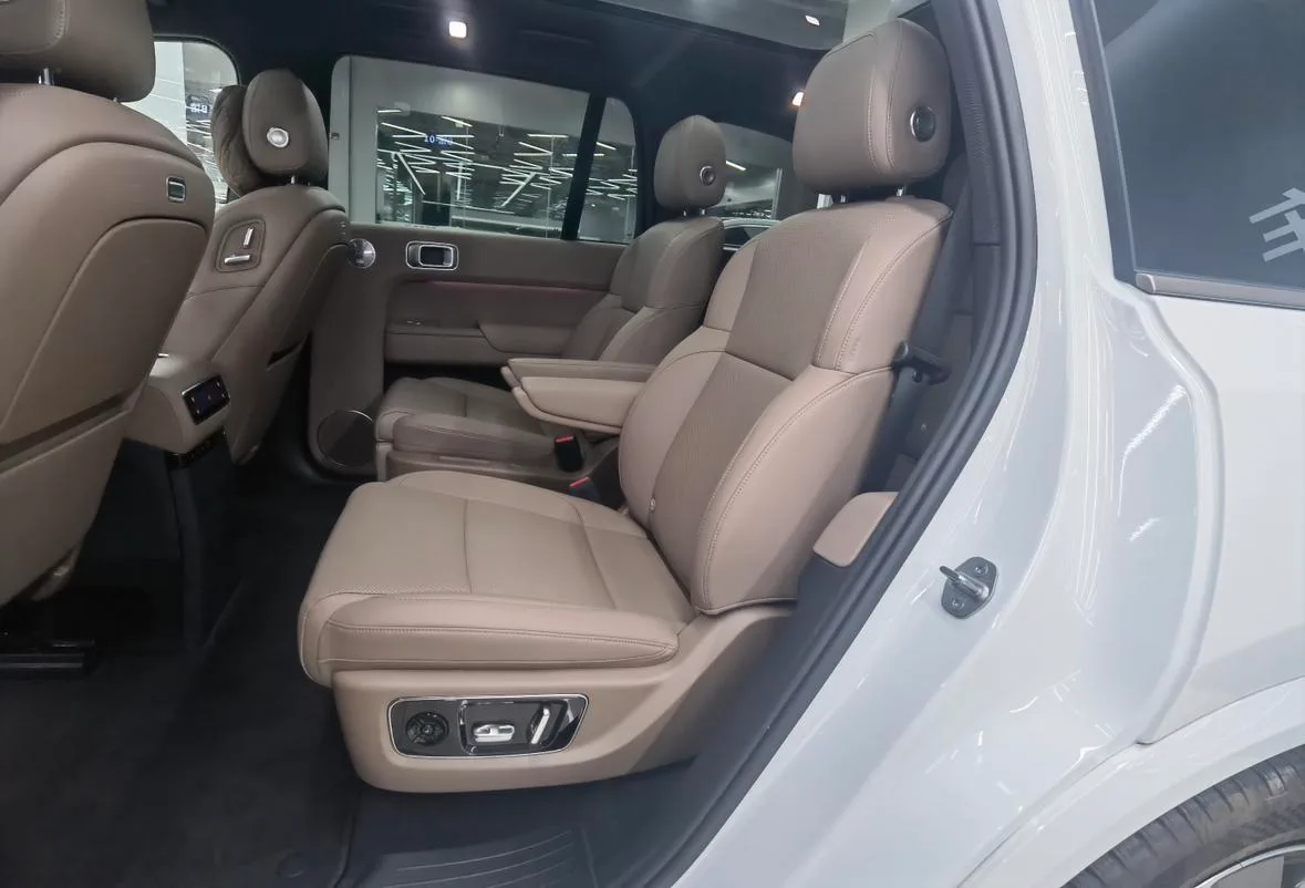 Li Auto Ideal L9, 2025 — фото 10