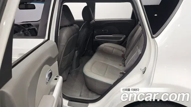 Kia Soul EV, 2015 — фото 11