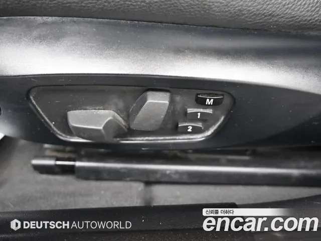 BMW 3-Series E90, 2011 — фото 15