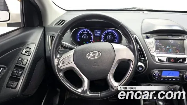 Hyundai Tucson ix, 2010 — фото 13