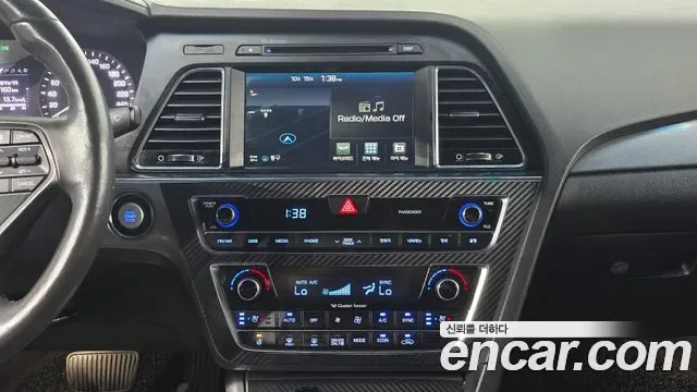 Hyundai Sonata LF Sonata Hybrid, 2016 — фото 19