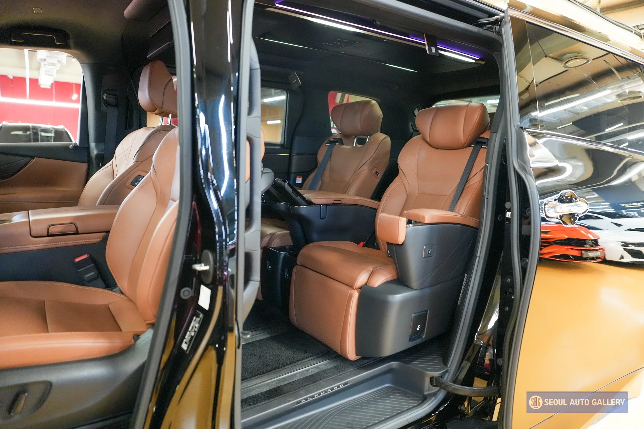 Toyota Alphard Alpad, 2025 — фото 18