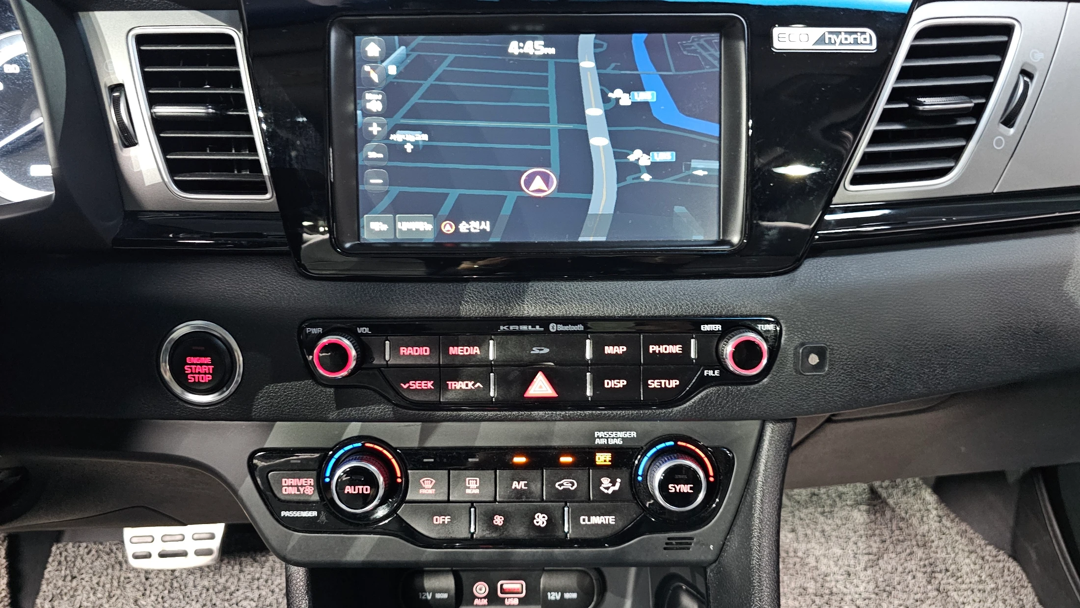 Kia Niro, 2017 — фото 19