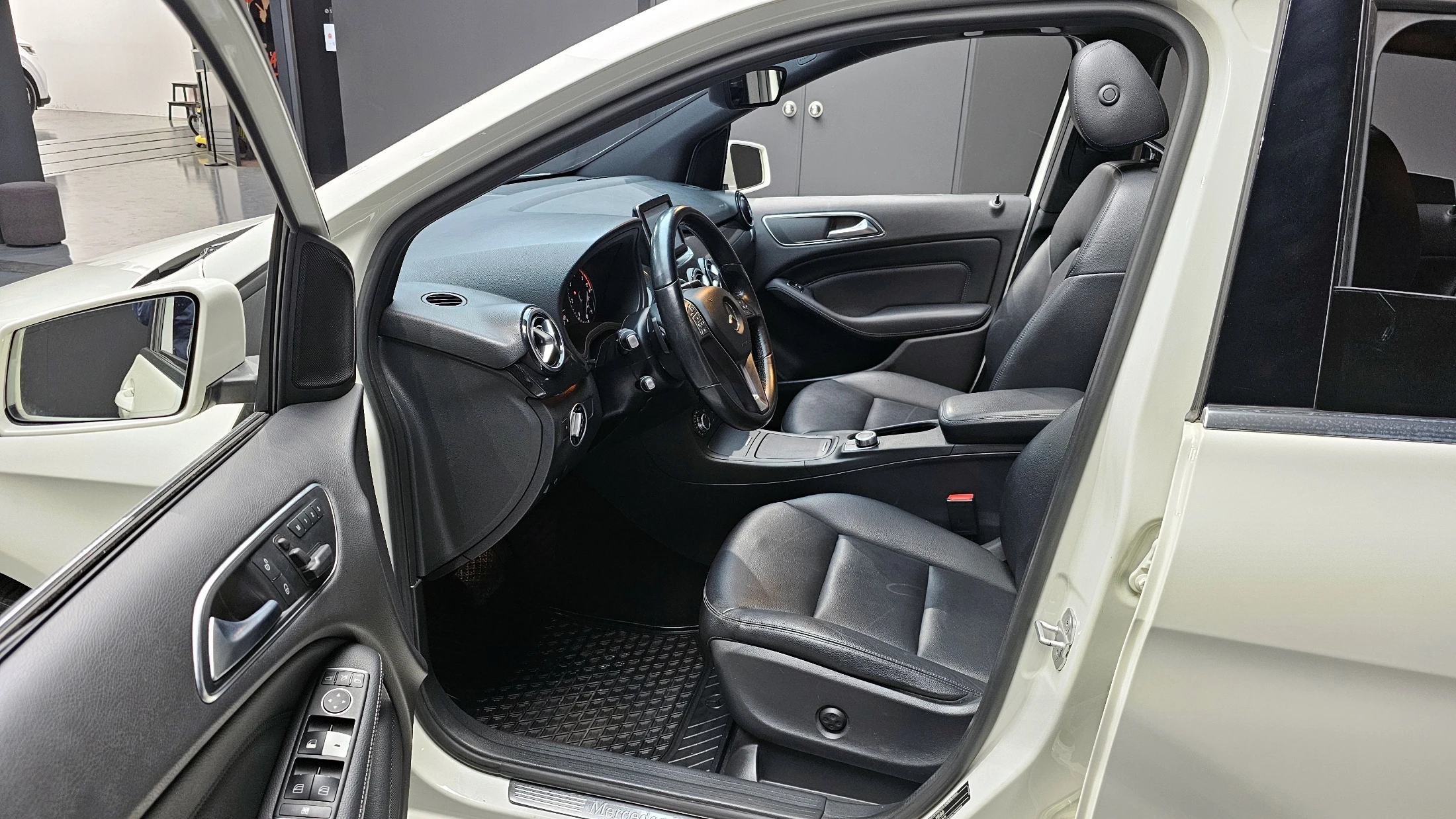 Mercedes-Benz B-Class W246, 2014 — фото 10