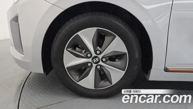 Hyundai Ioniq Ionic Electric, 2018 — фото 5