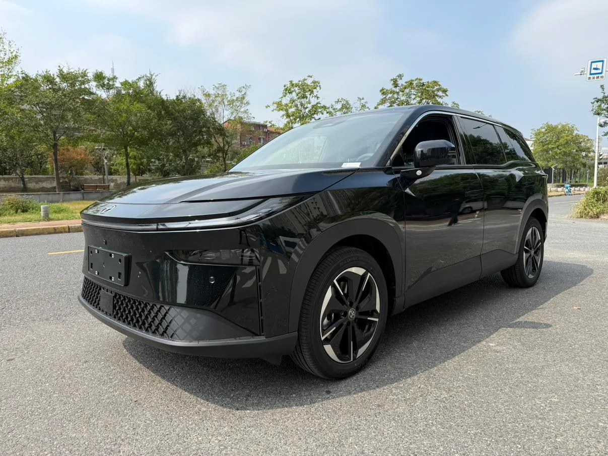Toyota Platinum 3X