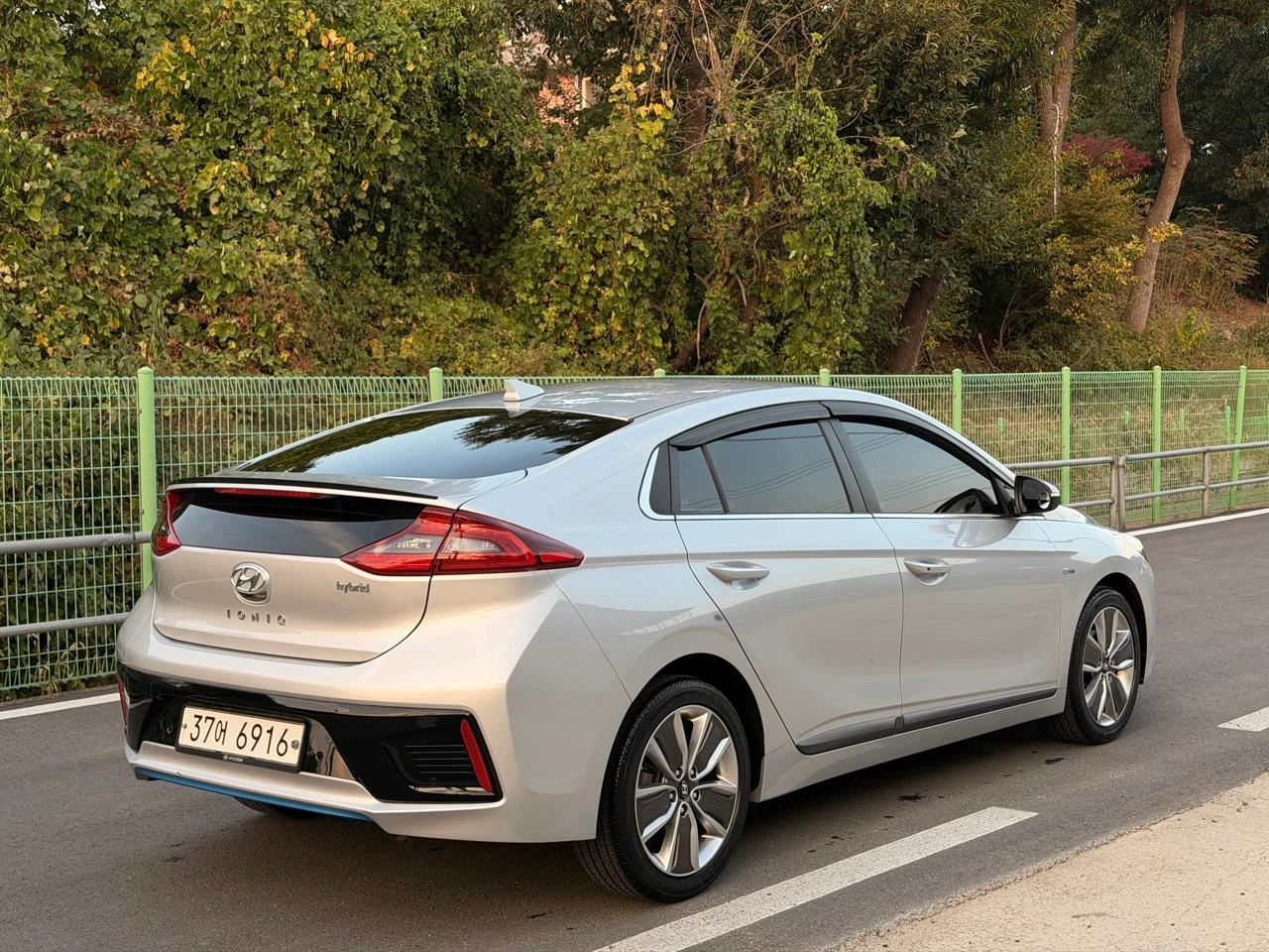 Hyundai Ioniq Ionic Hybrid, 2017 — фото 6