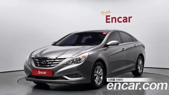Hyundai Sonata YF Sonata, 2010 — внешний вид автомобиля