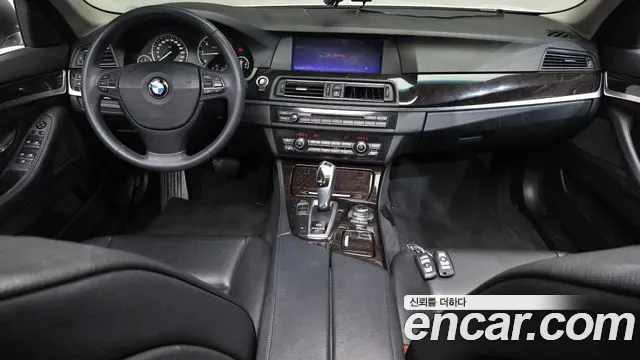 BMW 5-Series F10, 2013 — фото 4