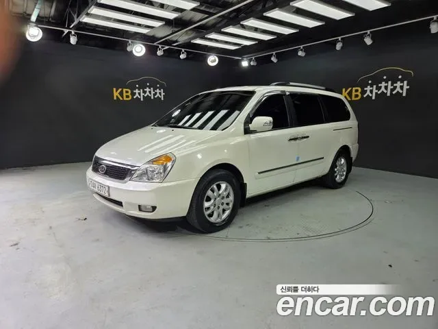 Kia Canival Carnival R, 2010 — фото 2