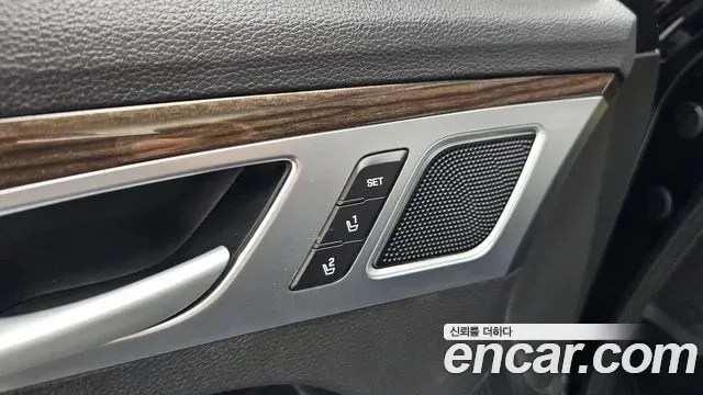 Genesis G80, 2016 — фото 29