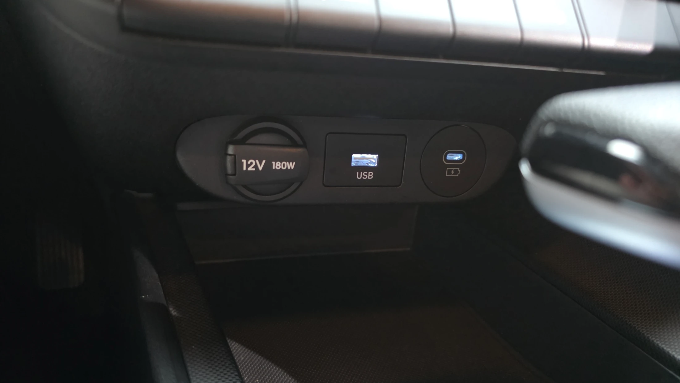 Hyundai Avante CN7, 2023 — фото 17