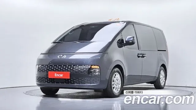 Hyundai Staria