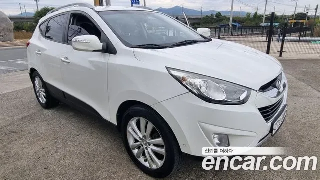 Hyundai Tucson ix, 2012 — фото 2
