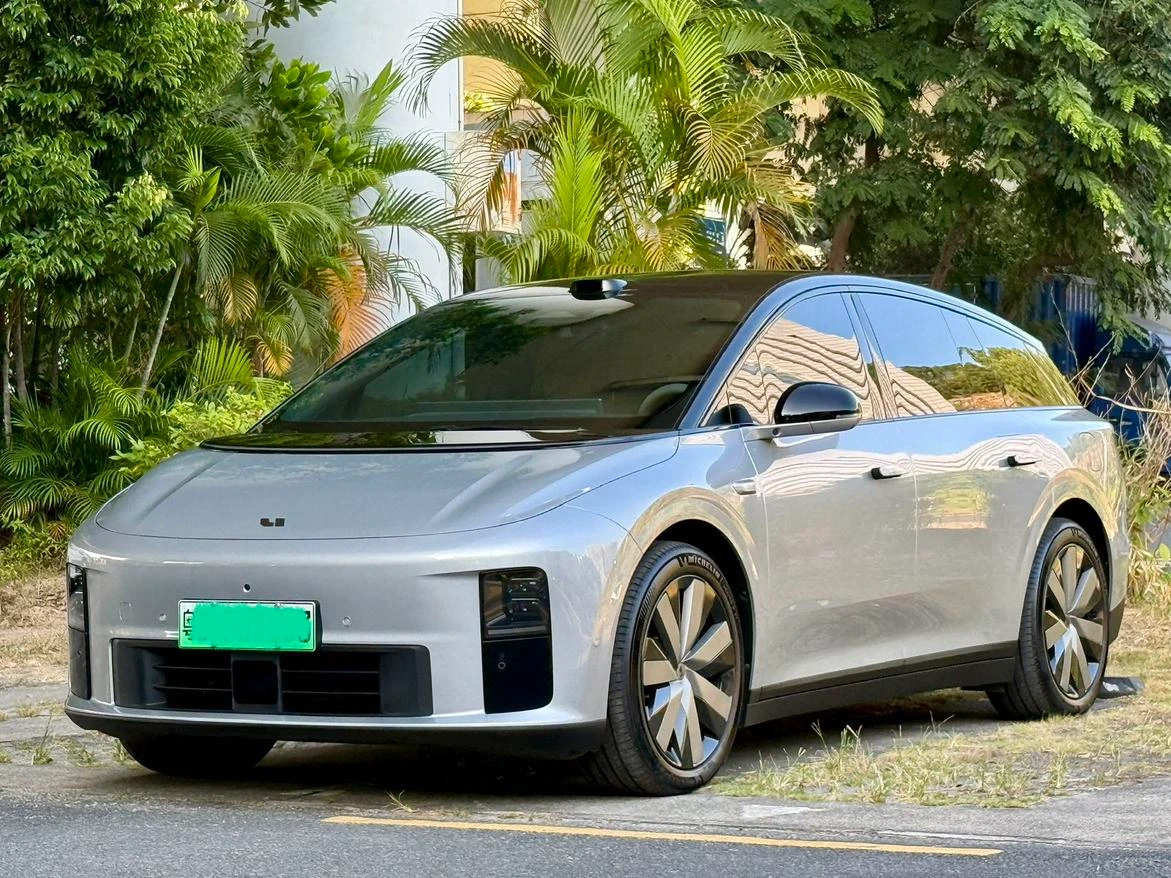 Li Auto ideal i6