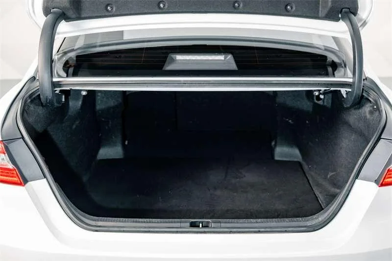 Toyota Camry, 2023 — фото 22