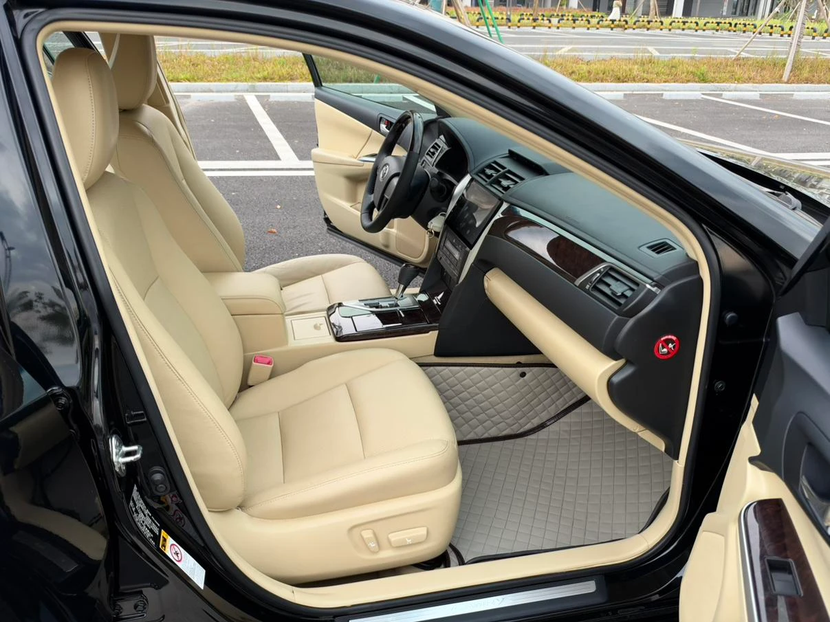 Toyota Camry, 2015 — фото 13
