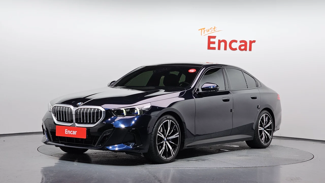 BMW 5-Series G60