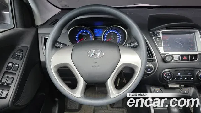 Hyundai Tucson ix, 2010 — фото 13