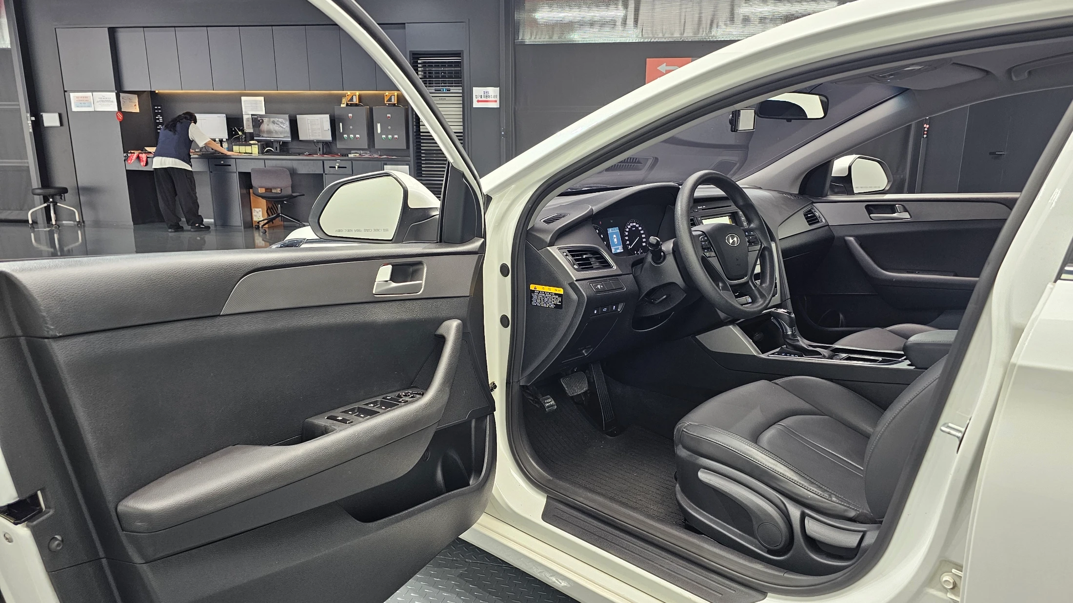 Hyundai Sonata LF Sonata, 2014 — фото 10
