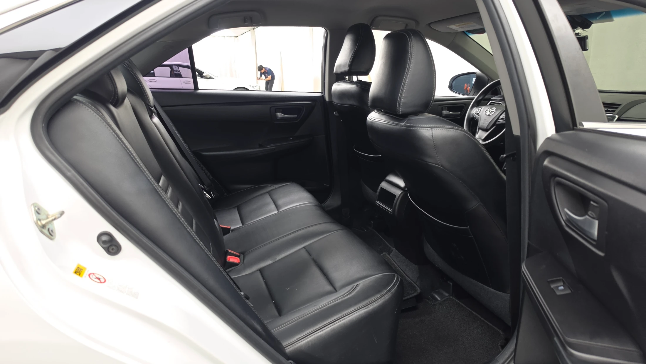 Toyota Camry, 2016 — фото 12
