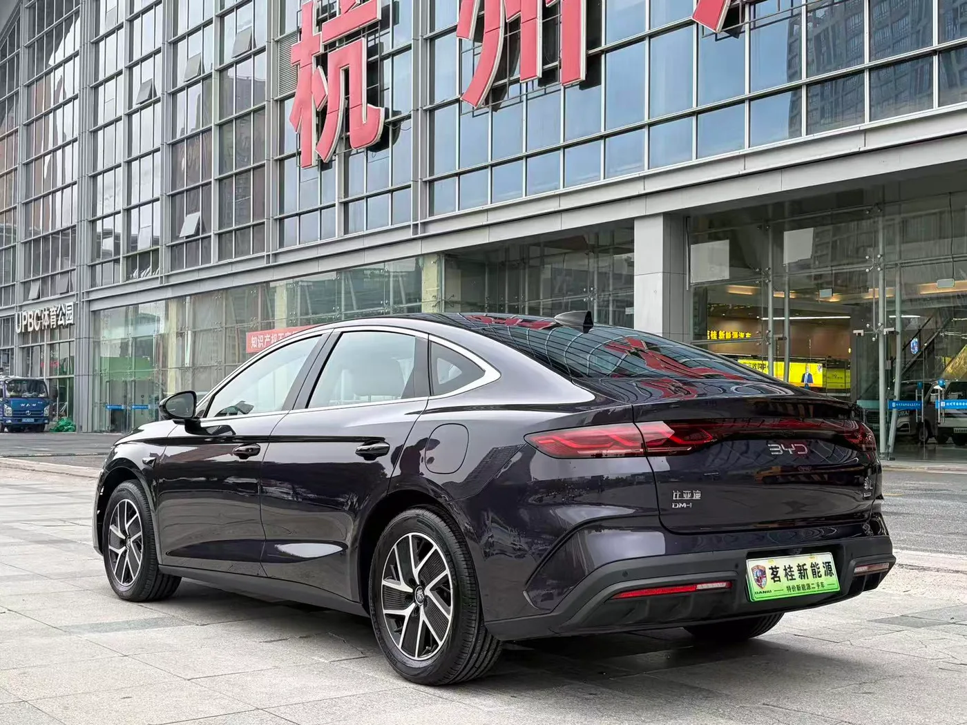 BYD Qin L DM, 2025 — фото 15