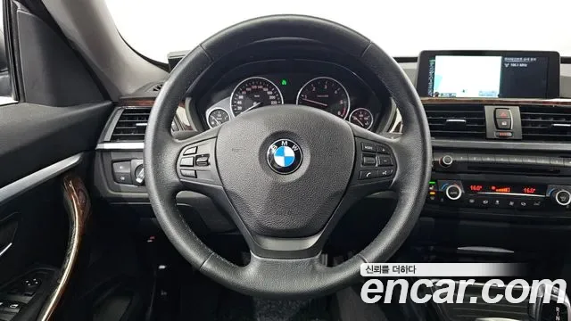 BMW Gran Turismo 3 Series GT (F34), 2014 — фото 13