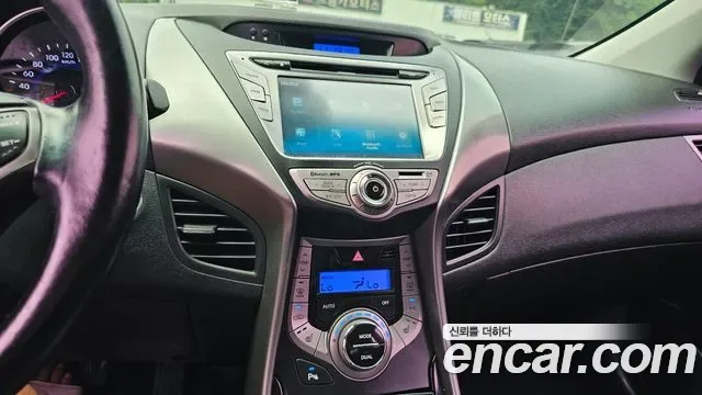 Hyundai Avante MD, 2013 — фото 12