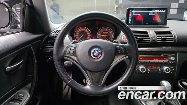 BMW 1-Series E82, 2011 — фото 13
