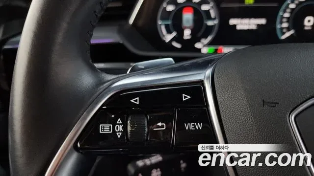 Audi E-Tron, 2020 — фото 17