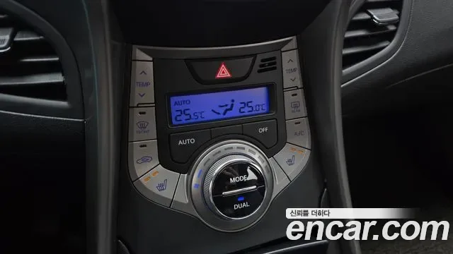 Hyundai Avante MD, 2013 — фото 18
