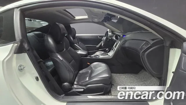 Hyundai Genesis Coupe, 2010 — фото 11