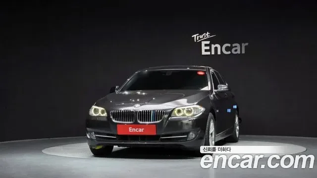 BMW 5-Series F10, 2013 — фото 3