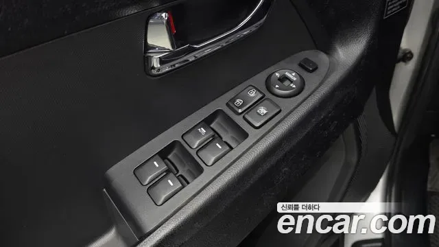 Kia Sportage, 2010 — фото 12