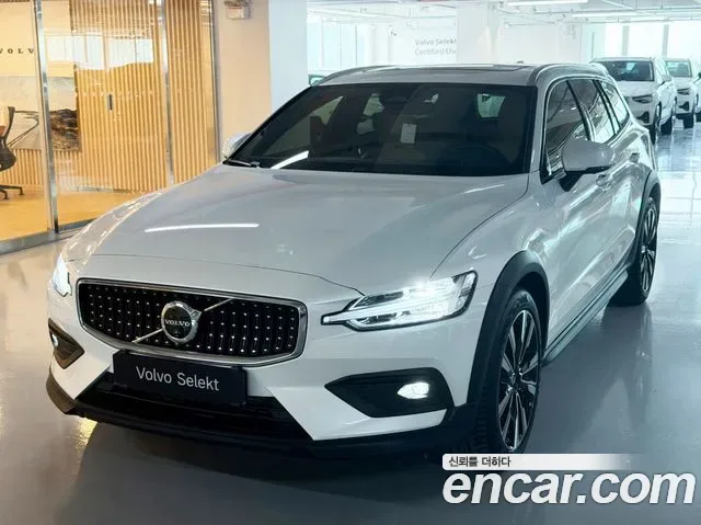 Volvo V60 cross -country