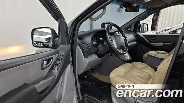 Hyundai Starex Grand Starex, 2012 — фото 10
