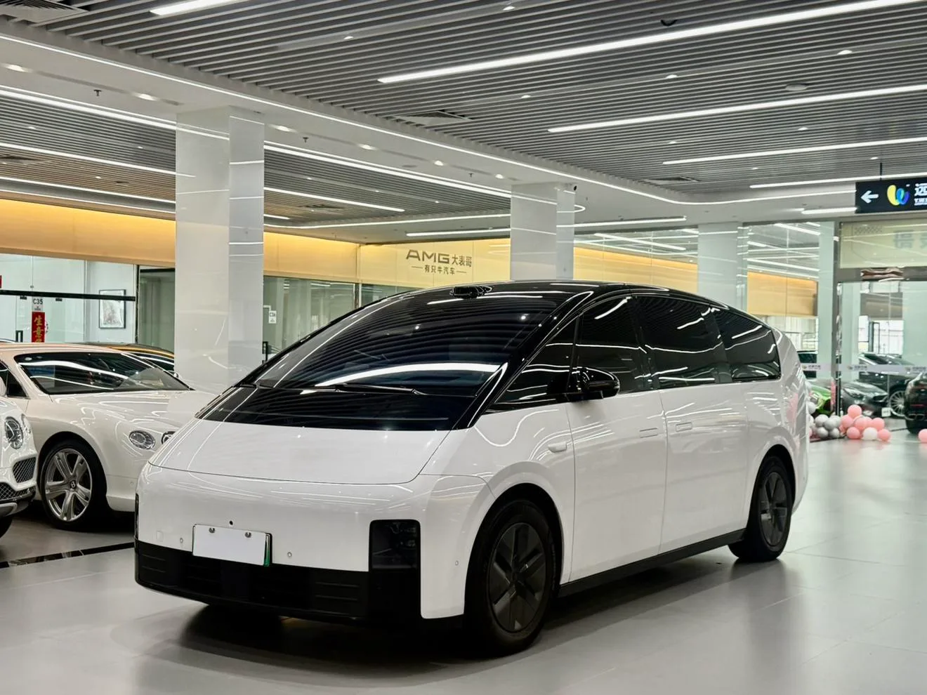 Li Auto Ideal MEGA