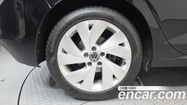 Volkswagen Golf, 2022 — фото 5