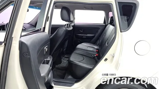 Kia Soul, 2010 — фото 11
