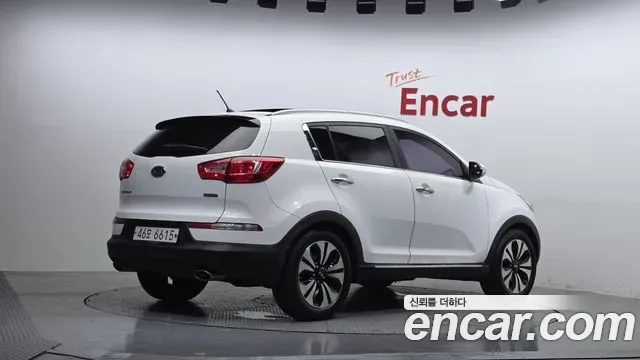 Kia Sportage, 2011 — фото 2
