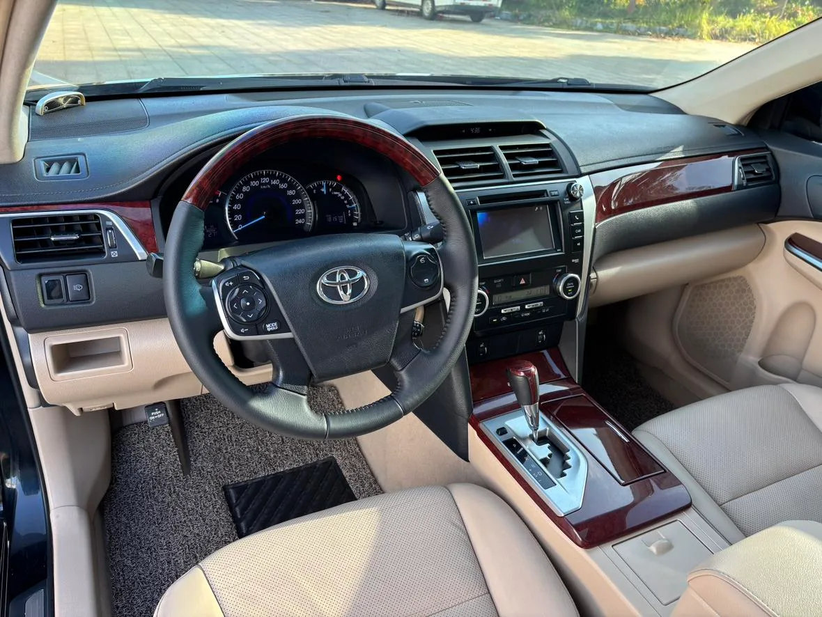 Toyota Camry, 2012 — фото 4