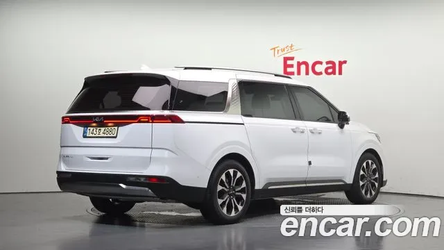 Kia Canival Carnival, 2022 — фото 2