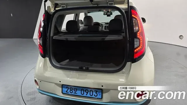 Kia Soul EV, 2017 — фото 19