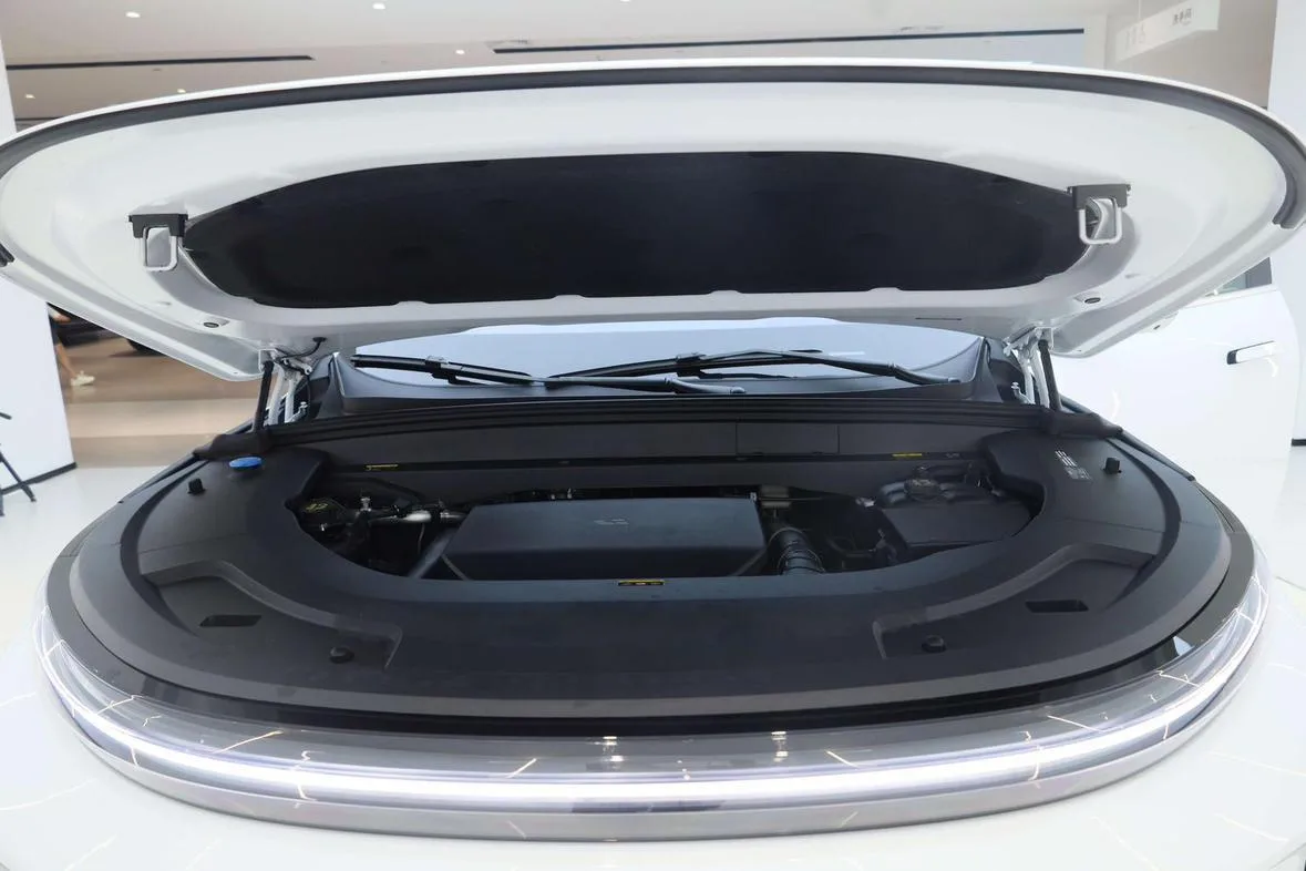 Li Auto Ideal L7, 2025 — фото 20