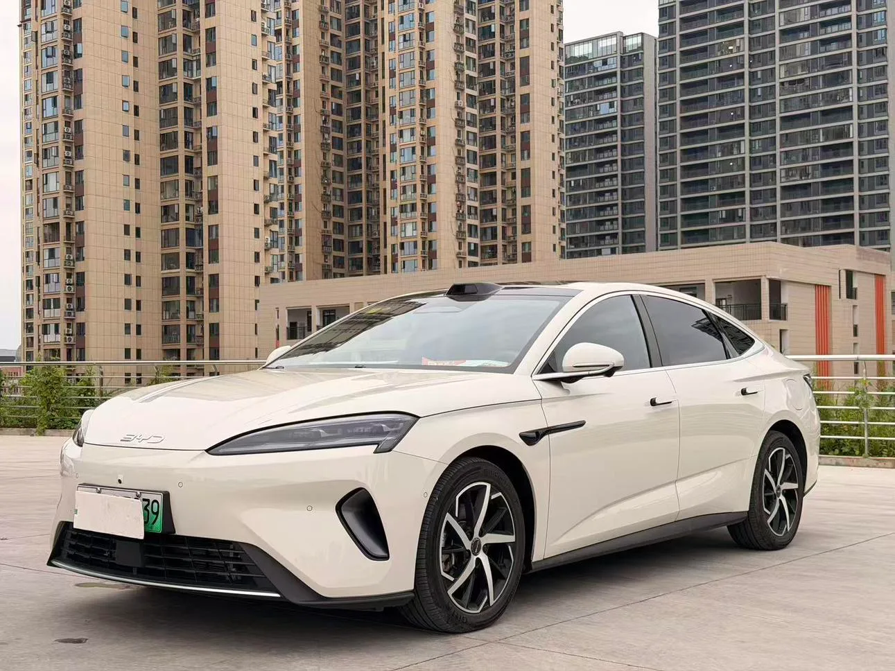 BYD Seal 07DM